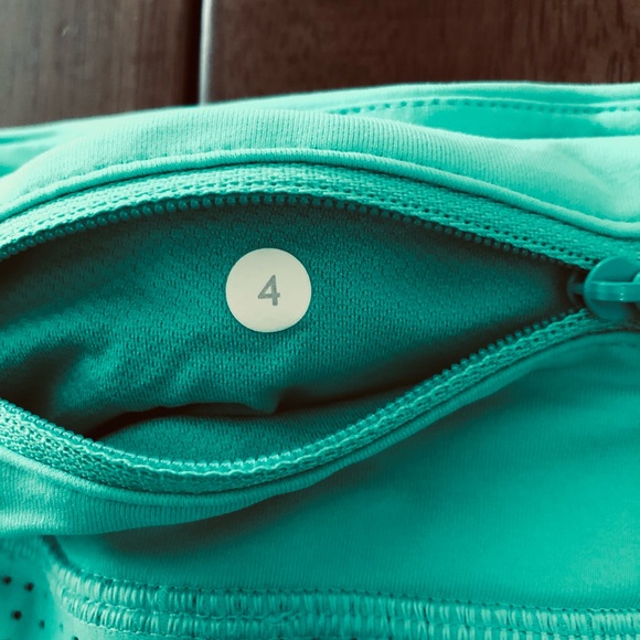 Lululemon Speed Shorts Bali Breeze - Picture 7 of 7